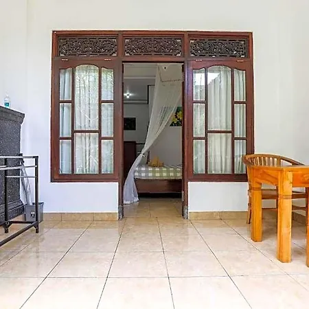 Cozy Double Room Garden View Near Ubud Palace